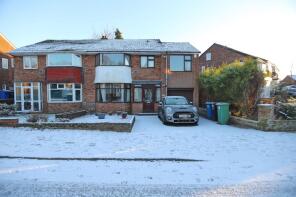 114, Warwick Avenue, Manchester M45 6TX