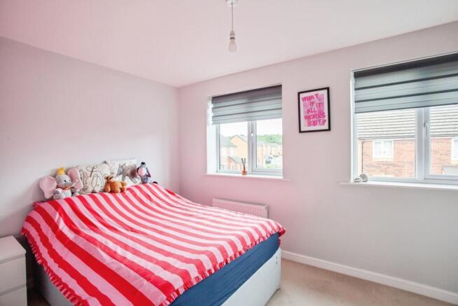 3 bed Semi-Detached for sale Image 4