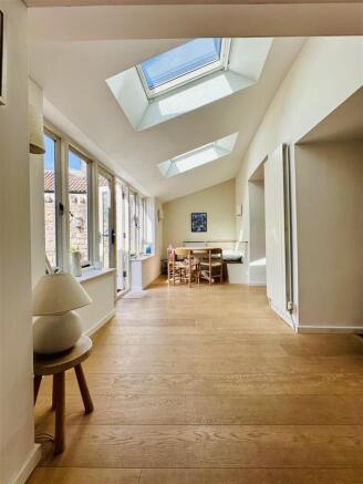 Kitchen/Family Dining Room