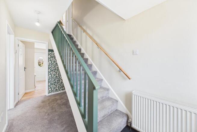 3 bed Terraced to rent Image 8
