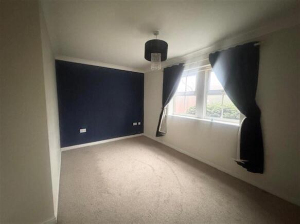 2 bed Apartment for sale Image 4