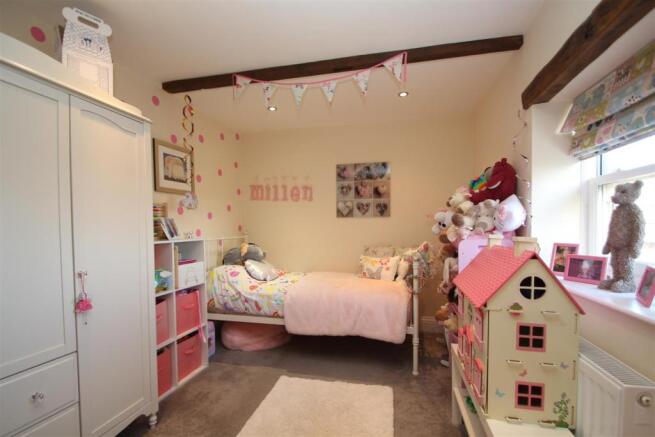 Bed 3.JPG