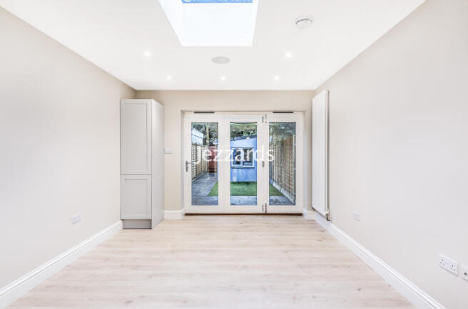 Uxbridge Road, Feltham, TW13