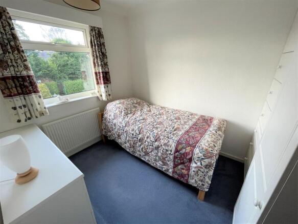 BEDROOM 4