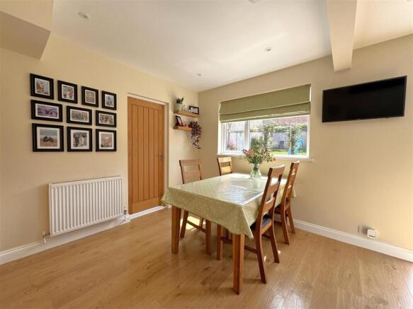 Freemantle Road, Littlesea photo 4