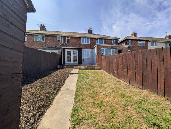 3 bed Terraced for sale Image 9