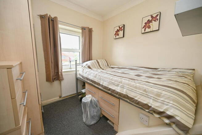 3 bed Semi-Detached for sale Image 11
