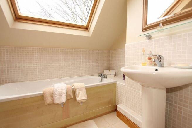 En-suite Bathroom