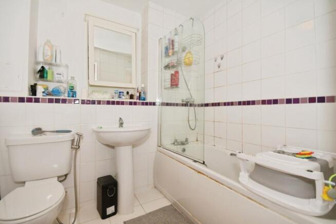 1 bed Flat for sale Image 9