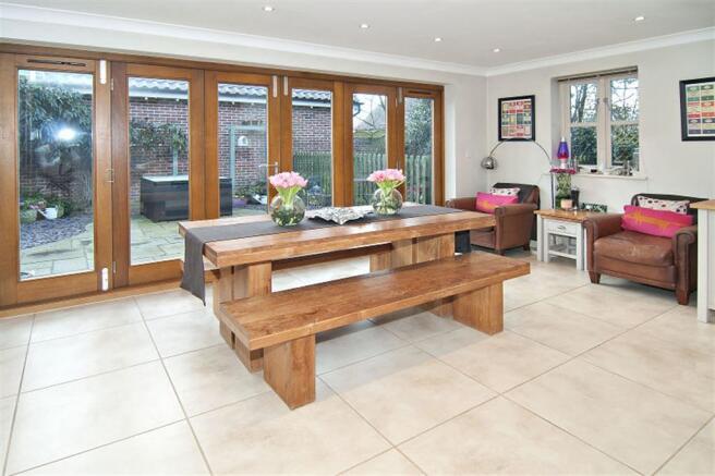Kitchen/family Room