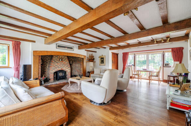 1442093-4-69dfde9...