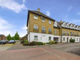 52, Robin Crescent, Colchester CO3 8WL