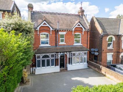 Maidstone Road, Chatham, Kent, ME4 6DG