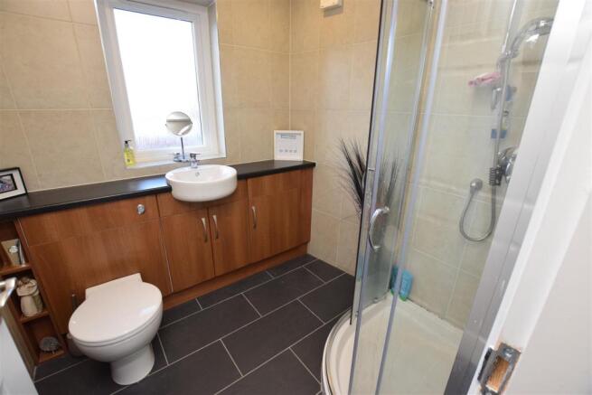 Shower Room 2.JPG