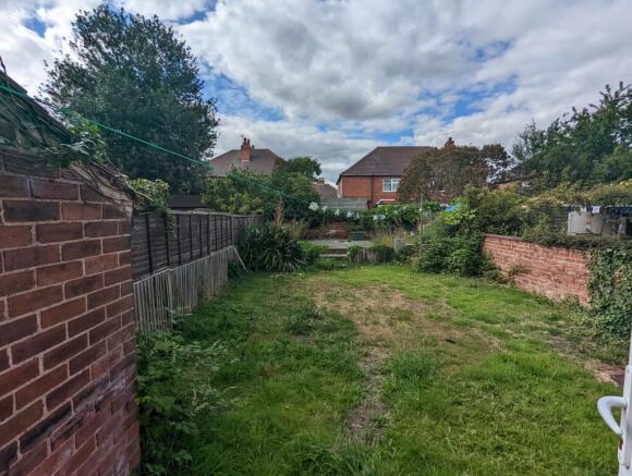 3 bed House to rent Image 9