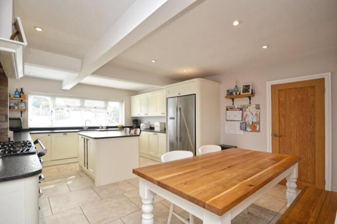 Kitchen / Dining Room
