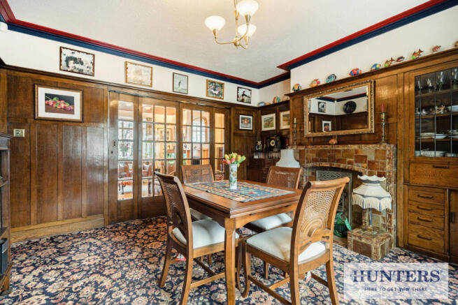 4 bed Semi-Detached for sale Image 8