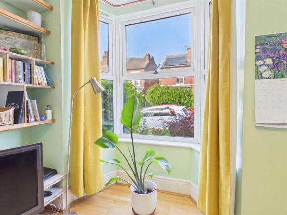 3 bed Terraced for sale Image 6