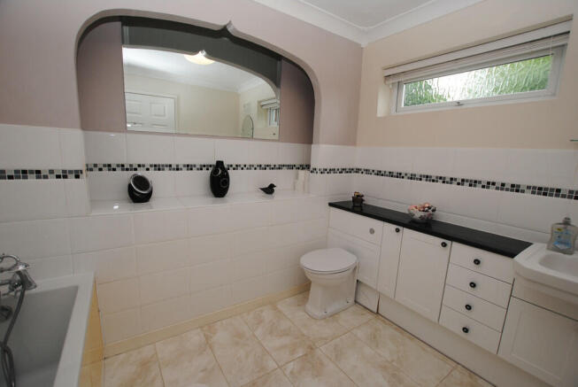 En-Suite_edited