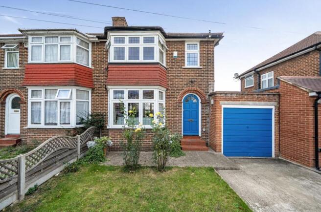 Davidson Frost-Wellings, DFW, Broadcroft Avenue, H