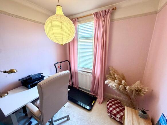 3 bed Terraced for sale Image 12
