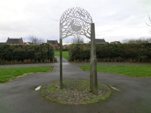 Ravenstone (Large).j