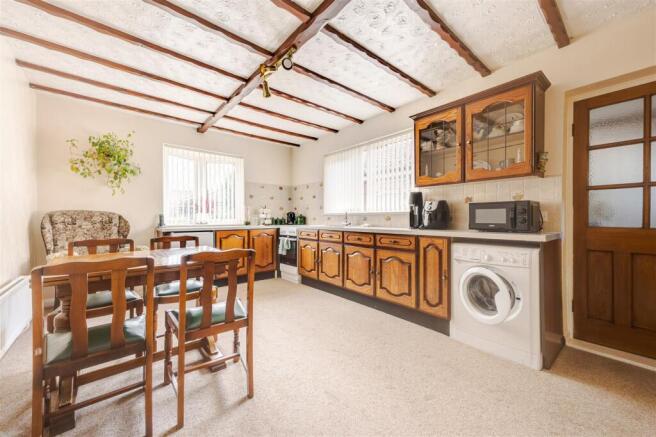 Kitchen diner