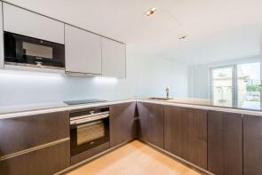 Apartment 22, 8 Quayside House, Kew Bridge Road, Brentford TW8 0HT