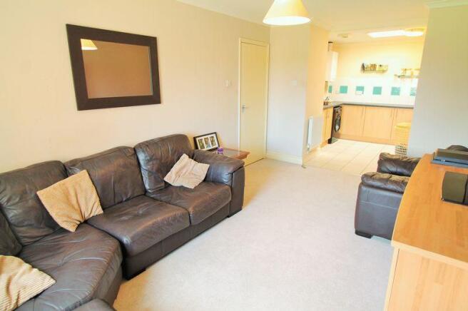 Lounge / Kitchen