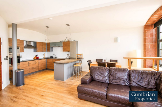 Open Plan Living/Dining Kitchen