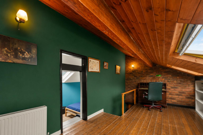 4 bed Terraced for sale Image 11