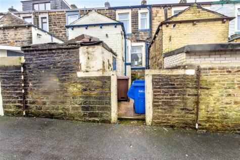 Woodfield Terrace, Brierfield, NELSON