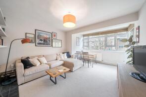 115, Smithwood Close, London SW19 6JJ