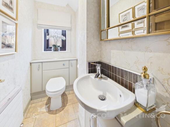 3 bed Detached for sale Image 10