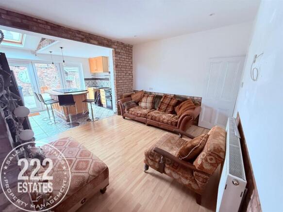 PHOTO-2025-08-19-14-24-22 (5).jpg