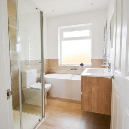 3 bed Semi-Detached for sale Image 11