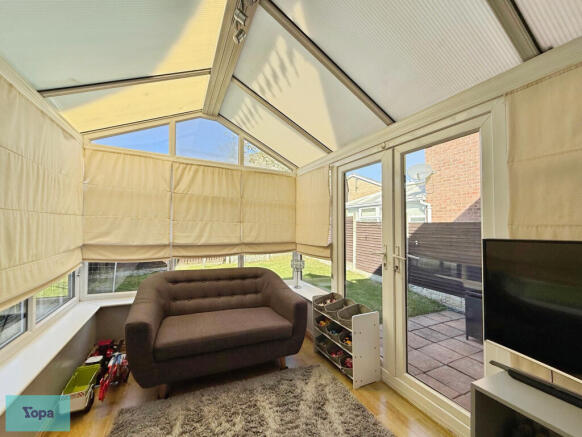 3 bed Detached for sale Image 7