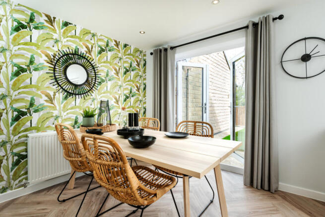 4 bed Detached for sale Image 4