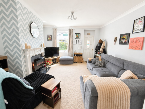 3 bed Semi-Detached for sale Image 12