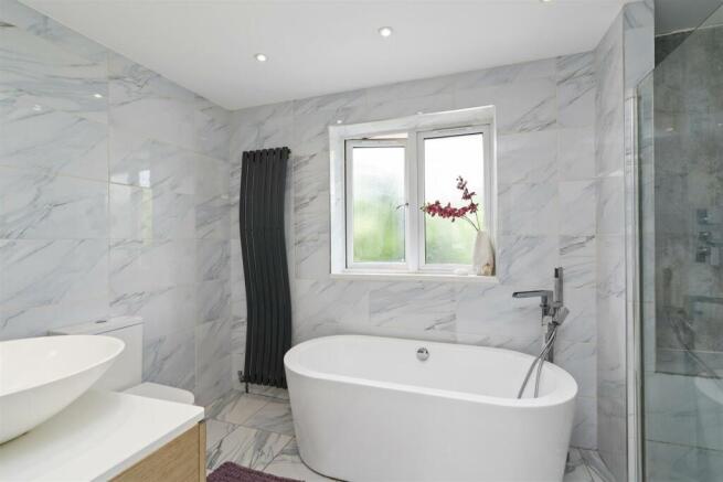 16 Finwood Close-27_lo.jpg