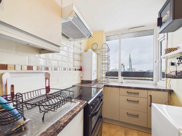 CAM03741G0-PR0150...