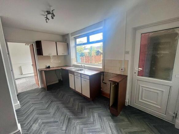 Wessex Drive, Northwich photo 4