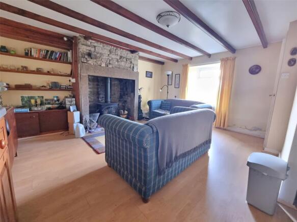 Lounge/Kitchen