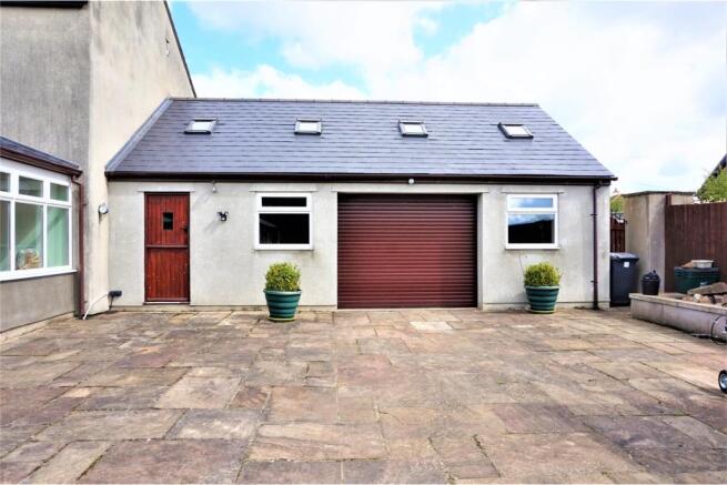 Double Garage