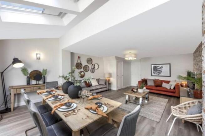 Lounge/dining room