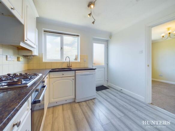 CAM03792G0-PR0079-STILL008.jpg