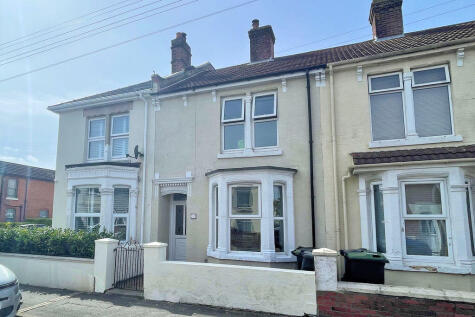 Queens Road, Gosport, PO12