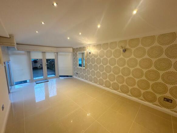 Rear lounge