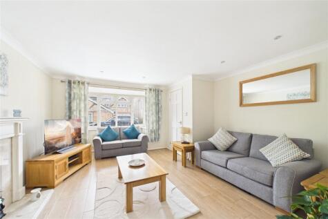Pocket Close, Binfield, Bracknell, RG12