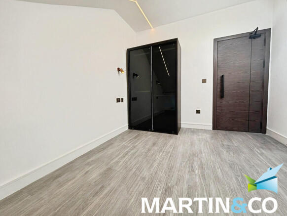 1 bed Apartment to rent Image 8